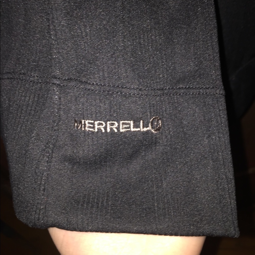 Merrell sweatshirt. - Picture 4 of 4